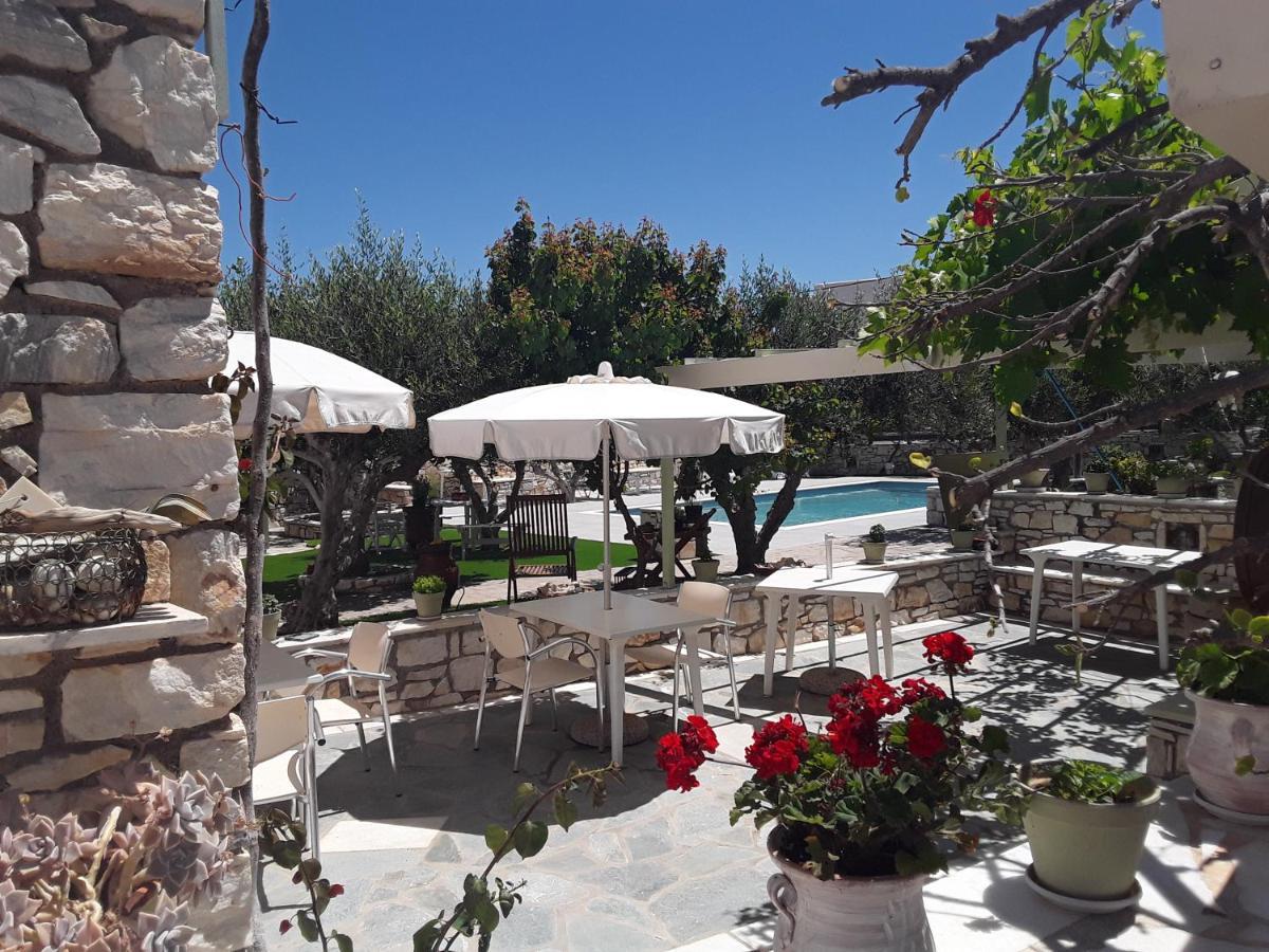 Sunset Studios And Apartments For Adults Over 21 Only Náousa Eksteriør billede