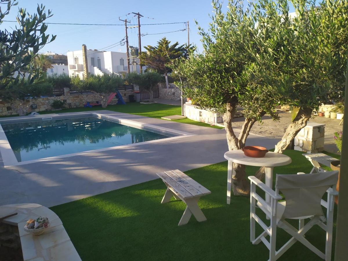 Sunset Studios And Apartments For Adults Over 21 Only Náousa Eksteriør billede