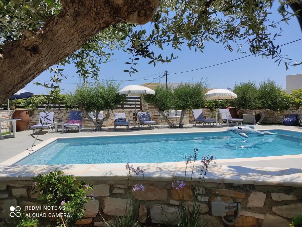 Sunset Studios And Apartments For Adults Over 21 Only Náousa Eksteriør billede