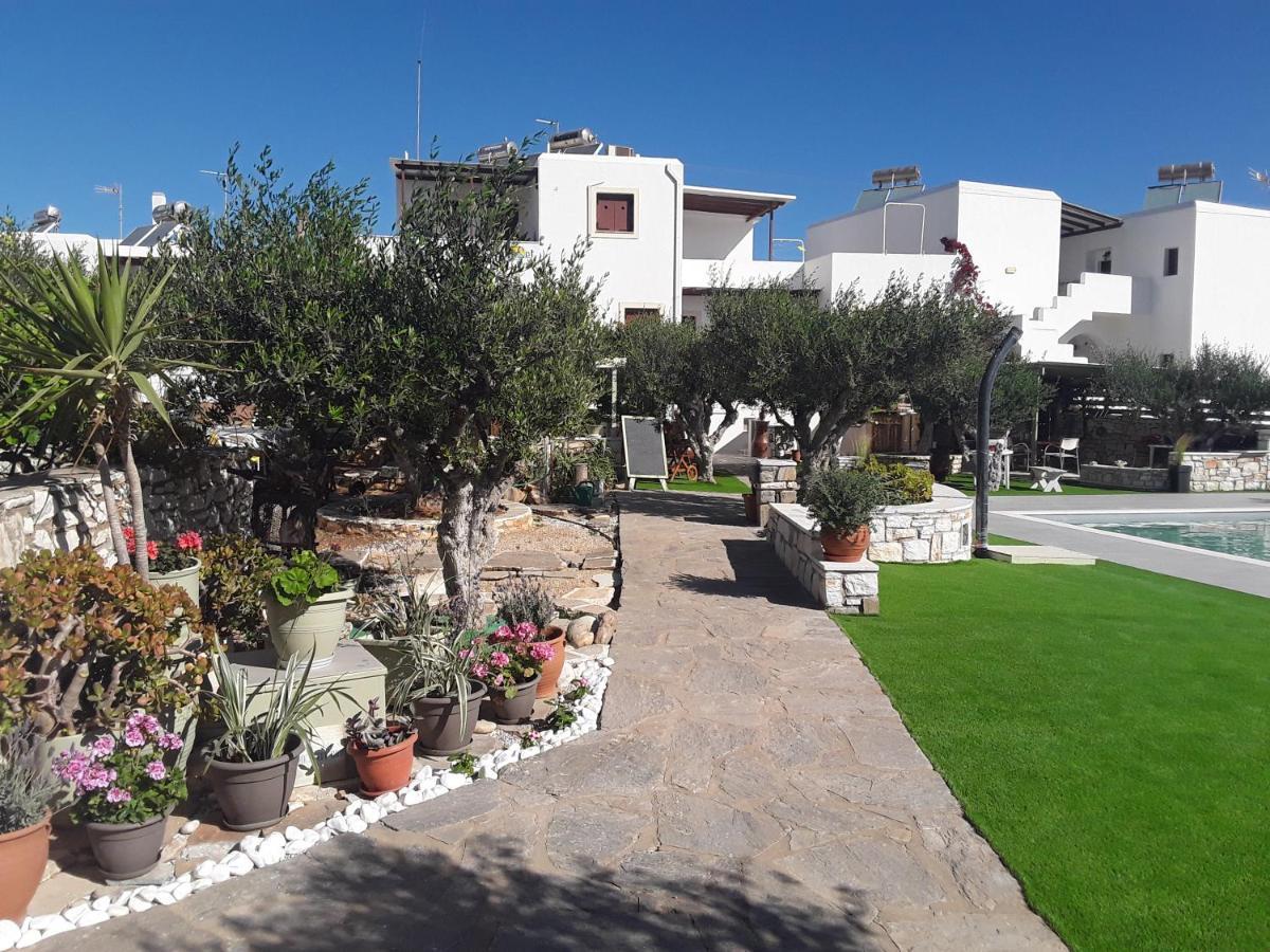 Sunset Studios And Apartments For Adults Over 21 Only Náousa Eksteriør billede
