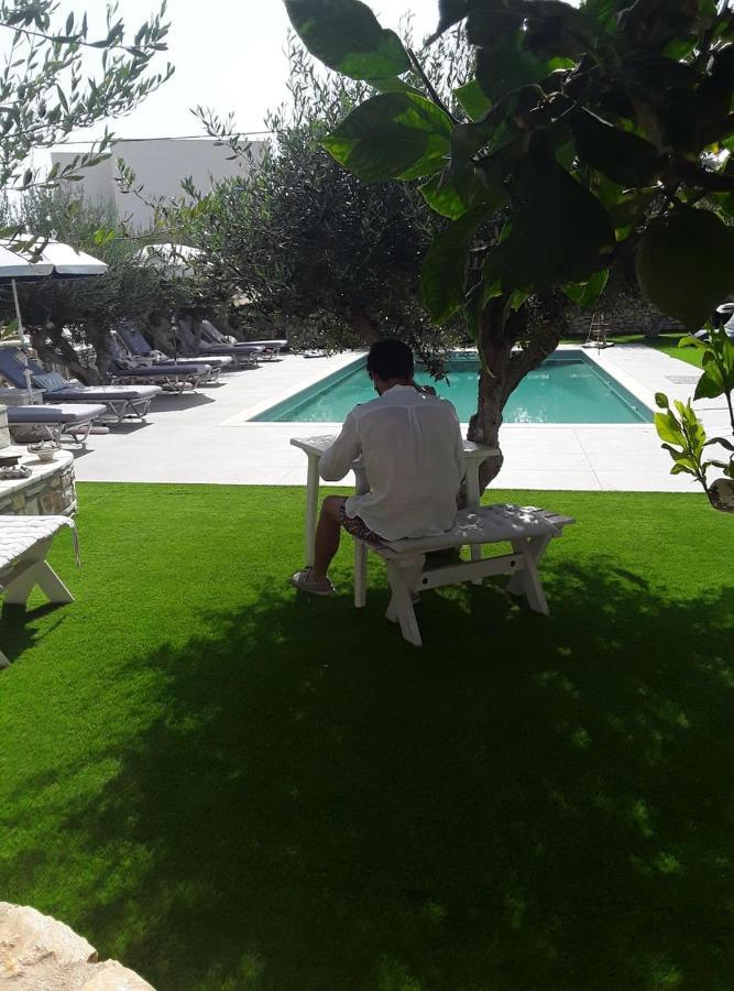 Sunset Studios And Apartments For Adults Over 21 Only Náousa Eksteriør billede