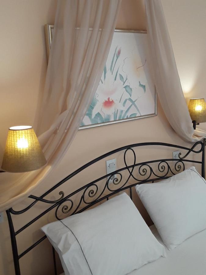 Sunset Studios And Apartments For Adults Over 21 Only Náousa Eksteriør billede