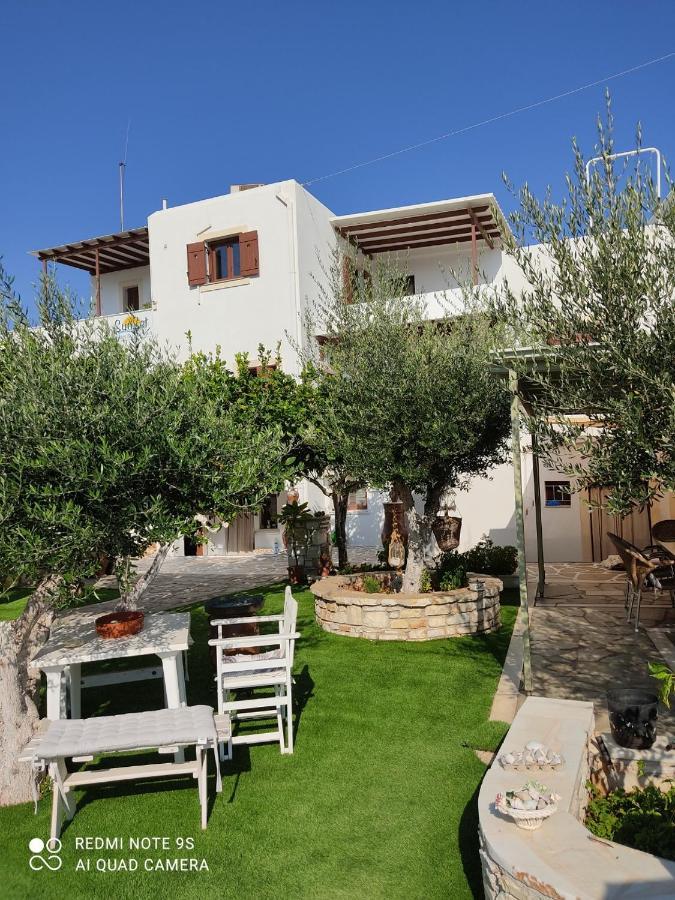 Sunset Studios And Apartments For Adults Over 21 Only Náousa Eksteriør billede