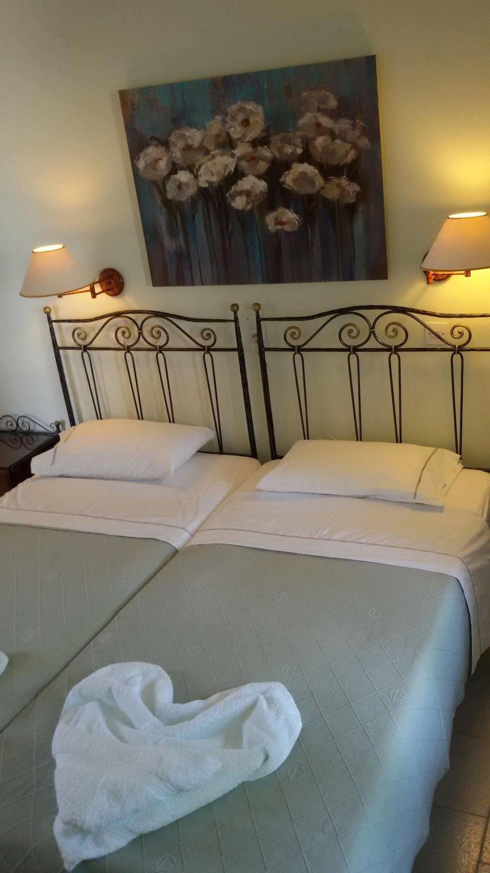 Sunset Studios And Apartments For Adults Over 21 Only Náousa Eksteriør billede